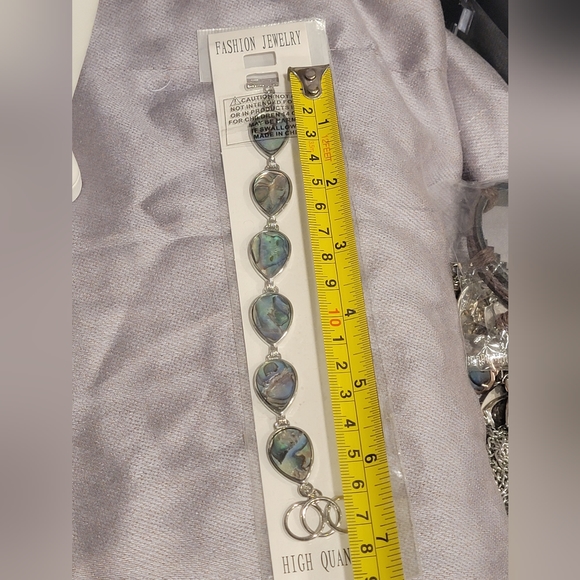 Abalone Style Jewerly Set - Picture 7 of 14